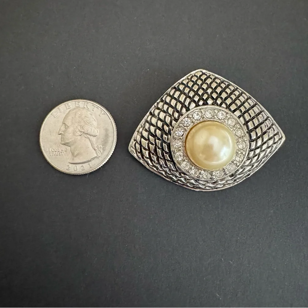 Vintage Faux Pearl Rhinestone Brooch Silver Tone Statement Bridal Scarf Coat Pin